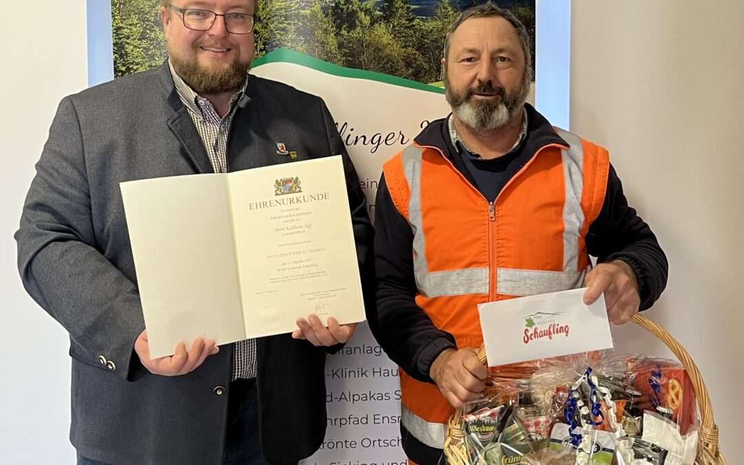 25 Jahre im Dienst der Gemeinde Schaufling – Bauhofmitarbeiter Karl Sigl feiert Dienstjubiläum